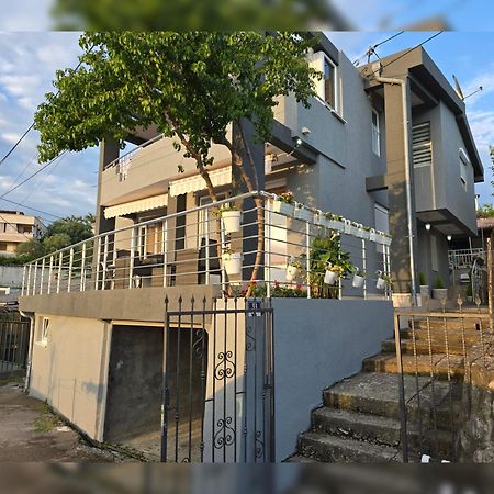Family Apartment-Dilorena 巴尔 外观 照片