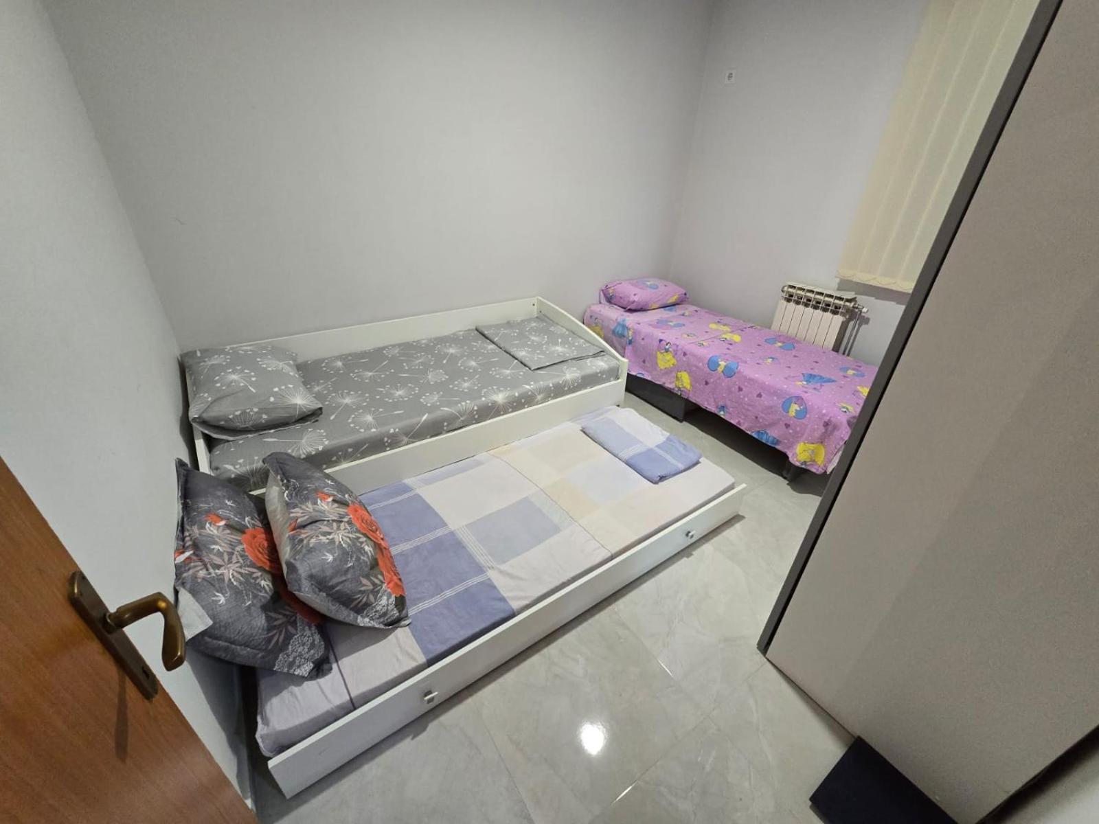 Family Apartment-Dilorena 巴尔 外观 照片